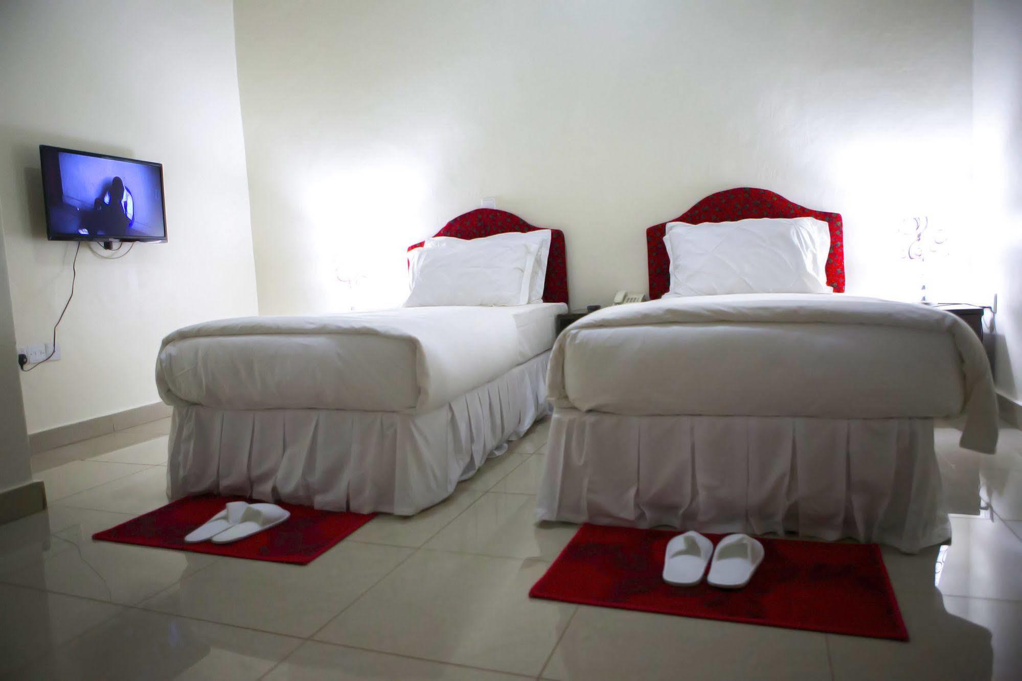 St Augustine Apartment & Hotel Кигали Экстерьер фото